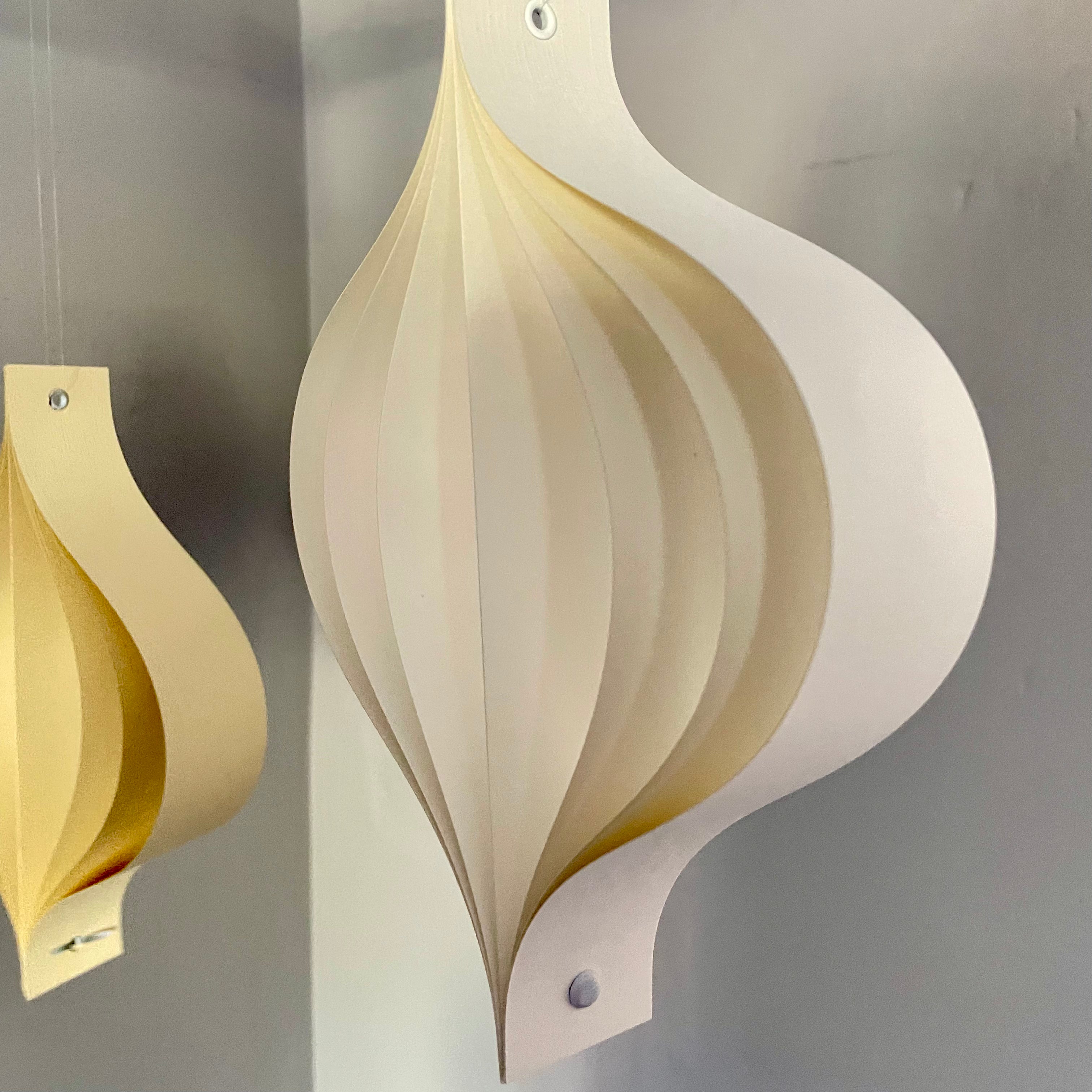 Mid centurty style ornaments cream