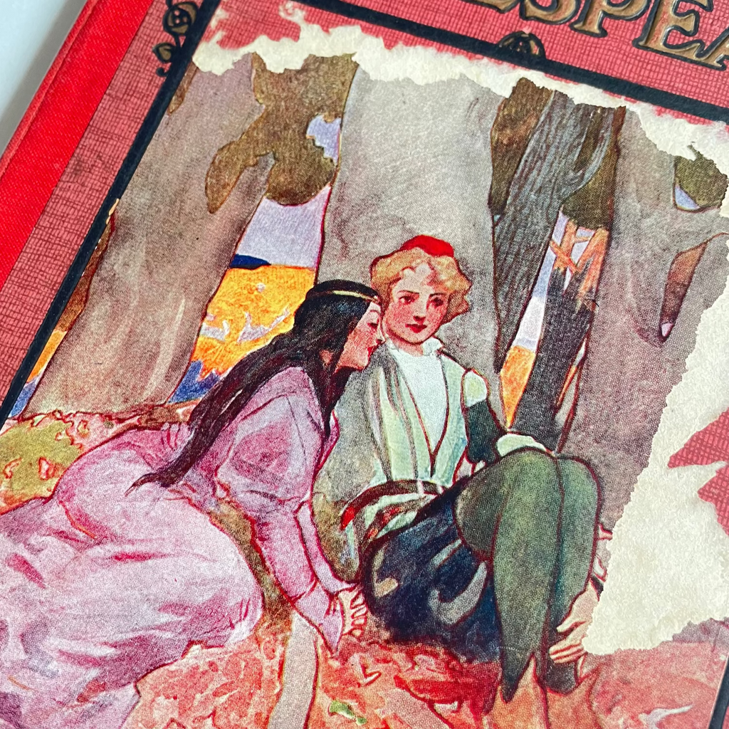romeo and juliet illustration o the front cover of an antique book