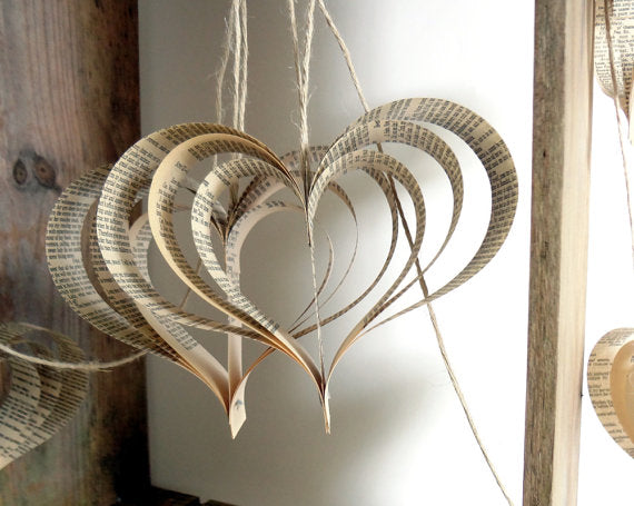 Shakespeare Garland, Cream and Beige Wedding Decorations